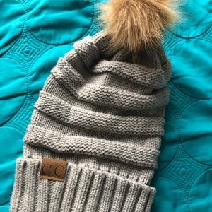 Cheveux Corp Gray Beanie with Detachable Pom Pom